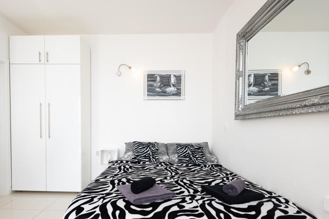 Apartments Viky Kraljevica Zewnętrze zdjęcie